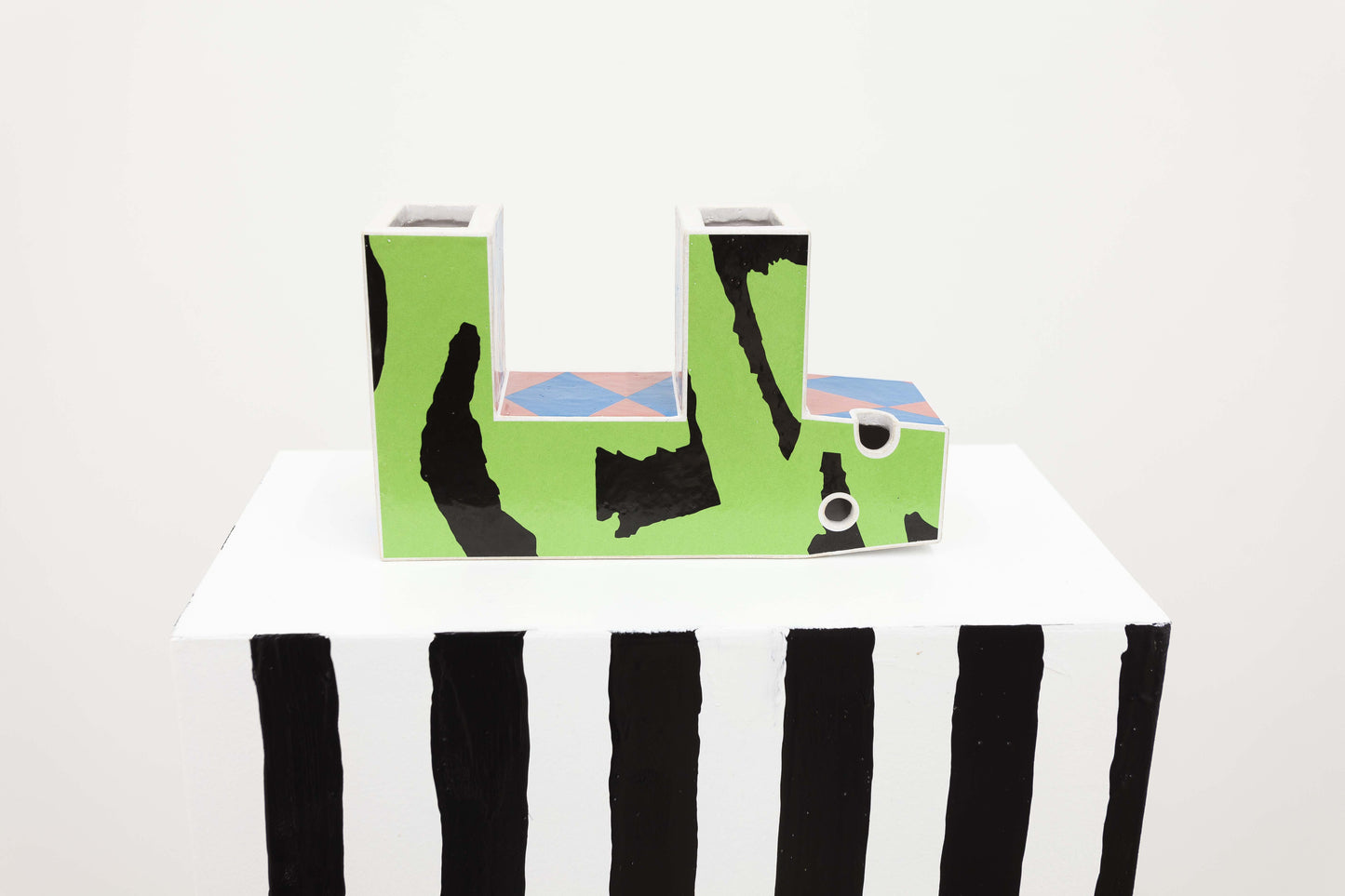 Joanne Tatham & Tom O’Sullivan - Is this what brings things into focus (Vase 2)